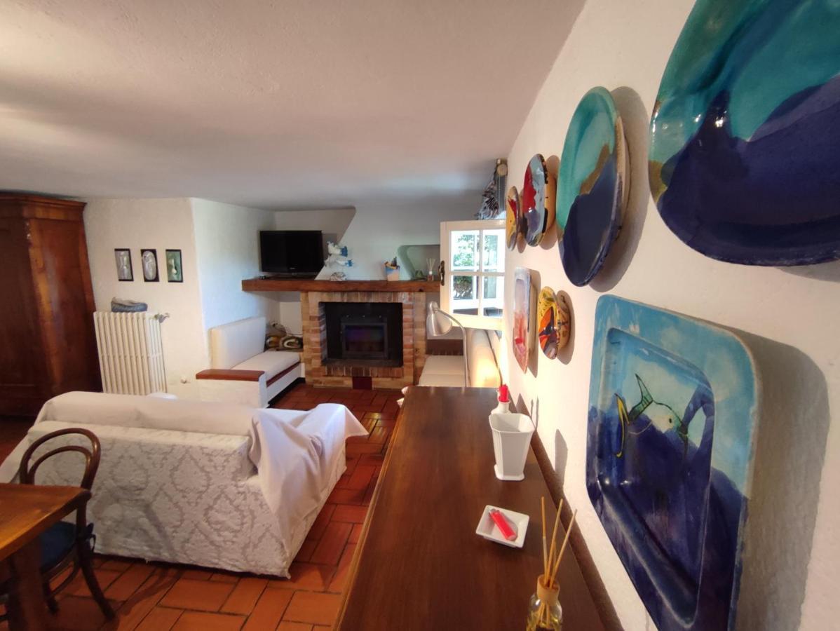 Independent Apartment With A Fabulous Patio - Casa Penny Cisano sul Neva ภายนอก รูปภาพ