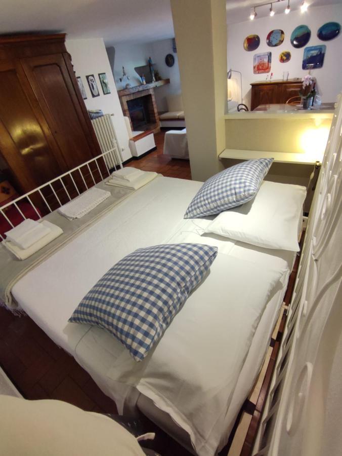 Independent Apartment With A Fabulous Patio - Casa Penny Cisano sul Neva ภายนอก รูปภาพ